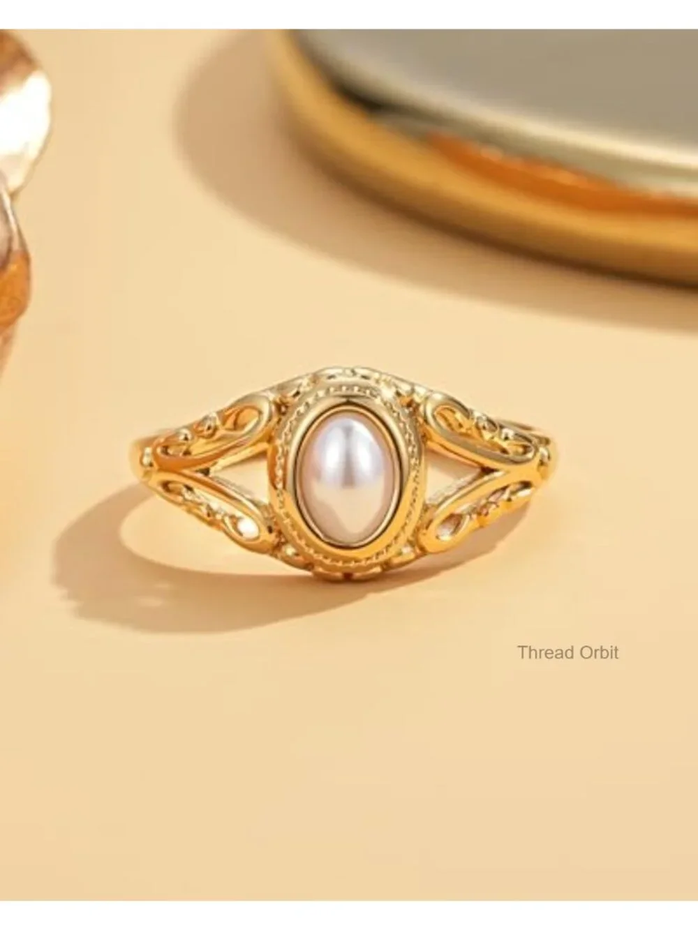 Non Tarnish 18K Gold Plated Stainless Steel Pearl Signet Ring